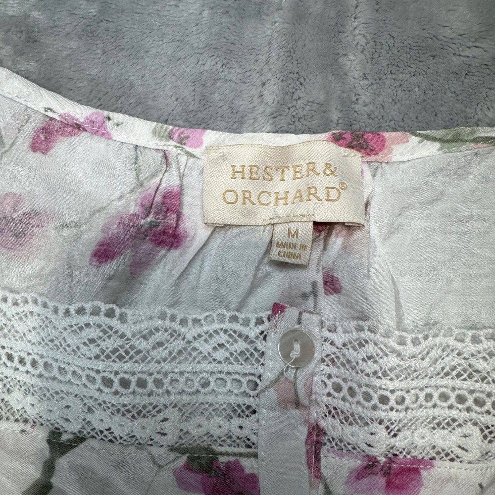 Hester & Orchard Floral Lace Trim Pintuck Button Front Blouse White Pink Medium - Picture 4 of 8